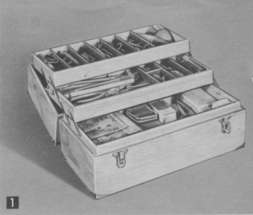 Tackle Box - The Woodcrafter Page© 2004 - Free Woodworking Plans
